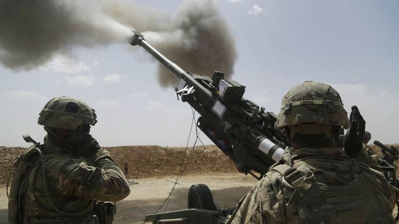 USA dále navyšují produkci dělostřelecké munice